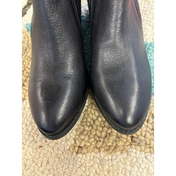 Matisse Black Leather Ankle Top Curved Block Heel Chelsea Boots Size 9M - Picture 6 of 10